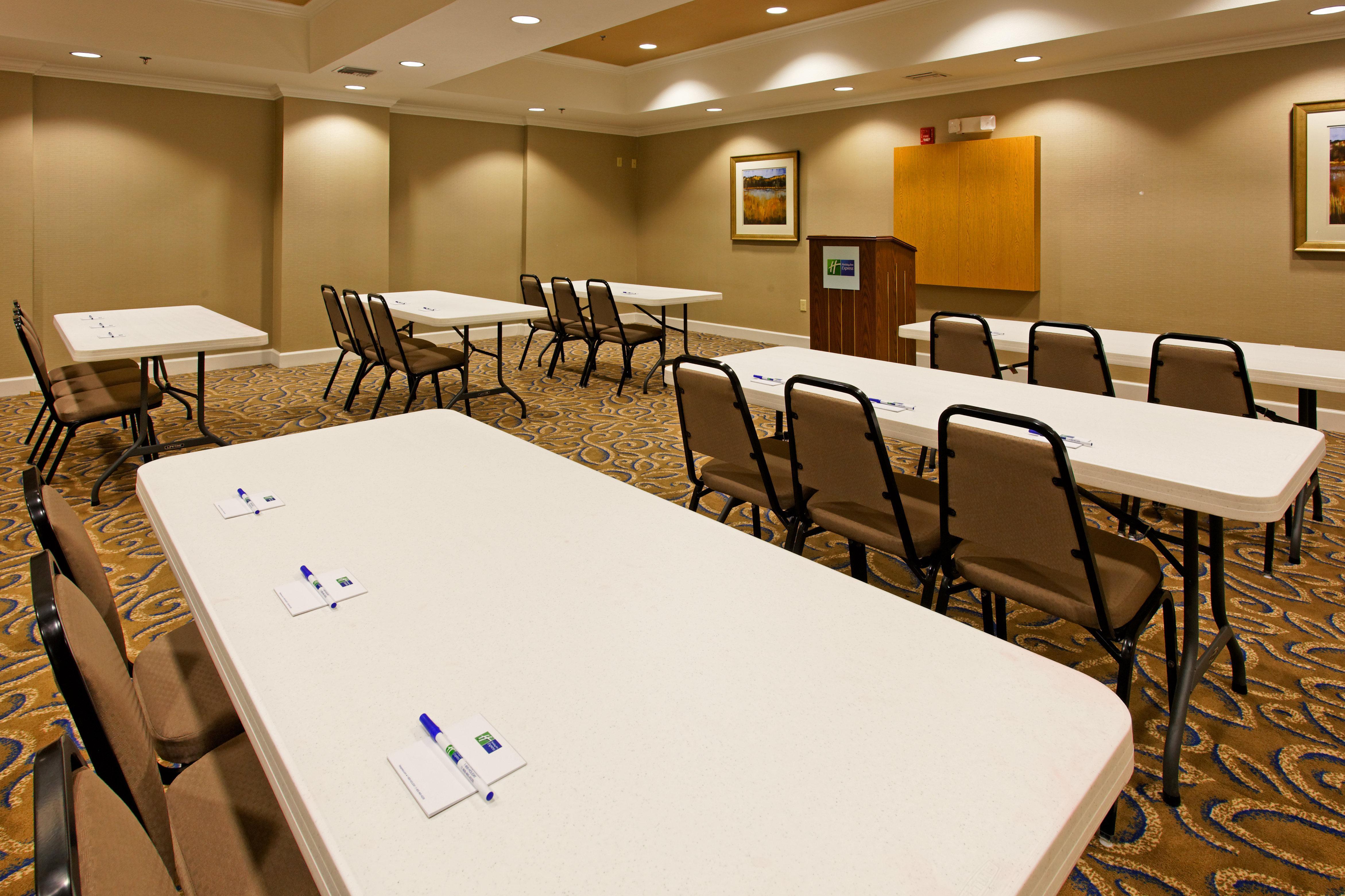 Holiday Inn Express - Andalusia By Ihg Екстер'єр фото